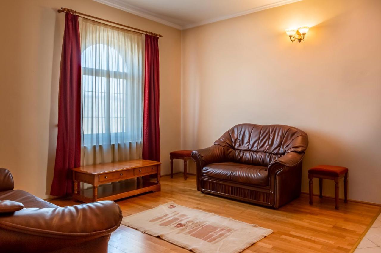 Hotel Denis Daneş Esterno foto