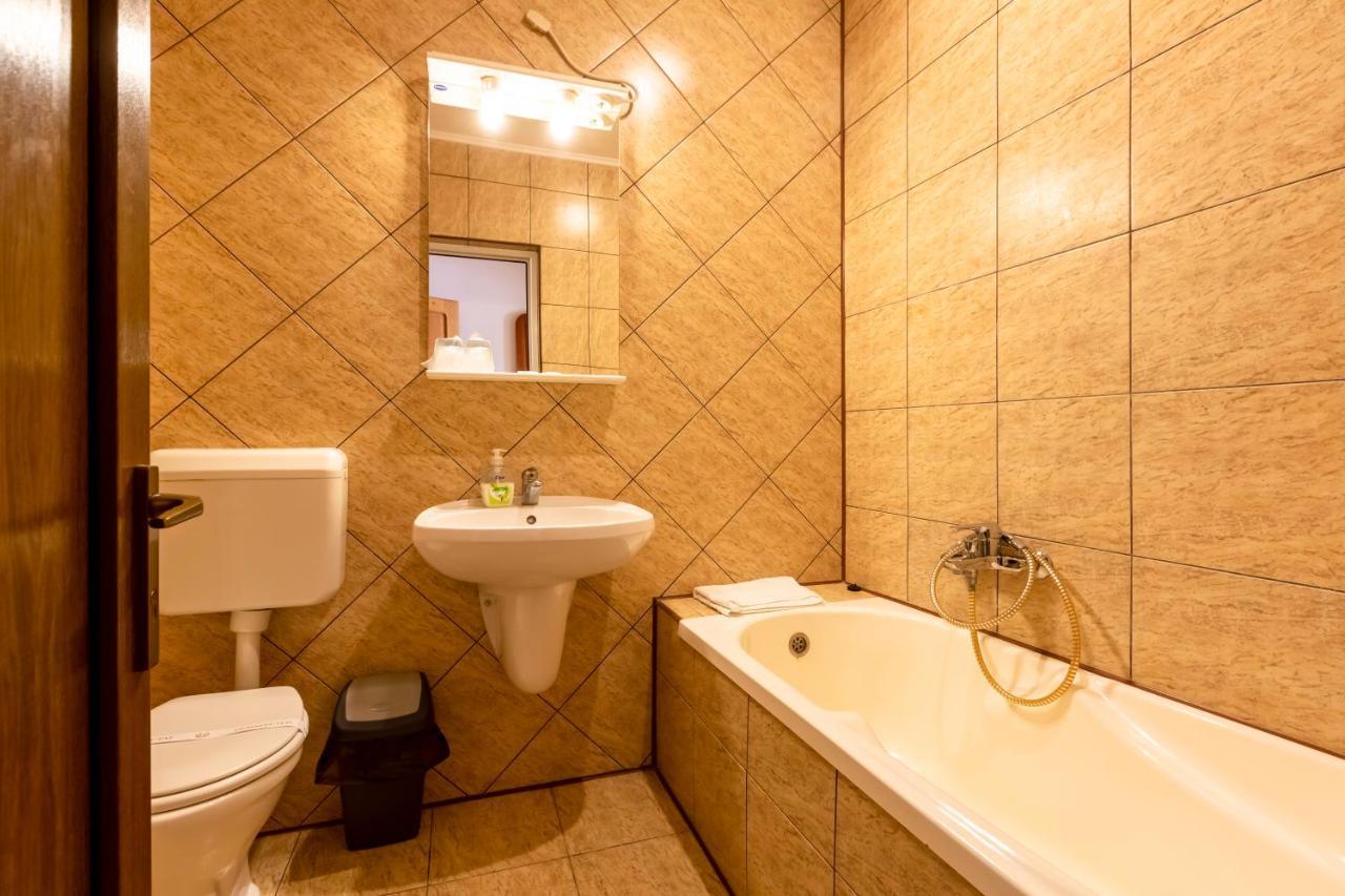 Hotel Denis Daneş Esterno foto